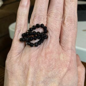 🎄Silver and black beaded strands ring size 6.5-6.75 no stretch